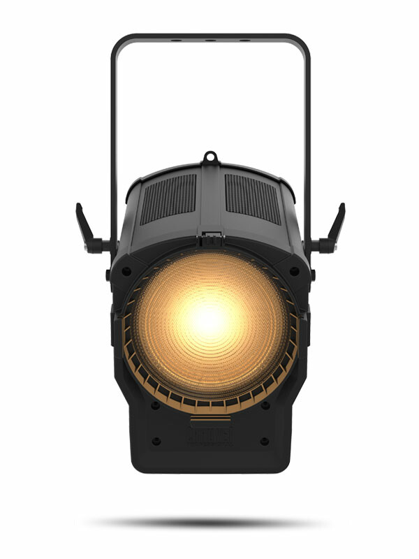 Chauvet Professional Ovation F-265WW  LED fresnel reflektor (3).jpg